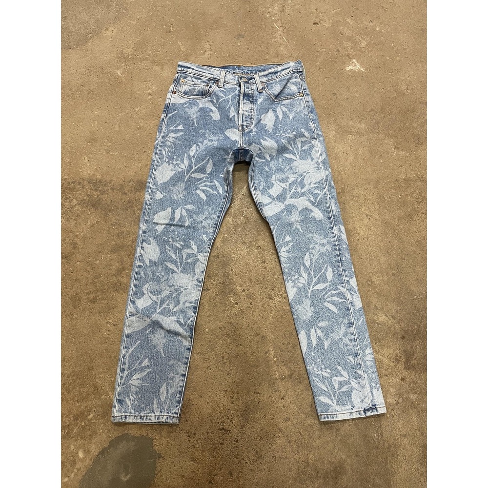 Levis 501 Jeans Womens 27x28 Light Wash Blue Floral Straight‎ Leg Button Fly